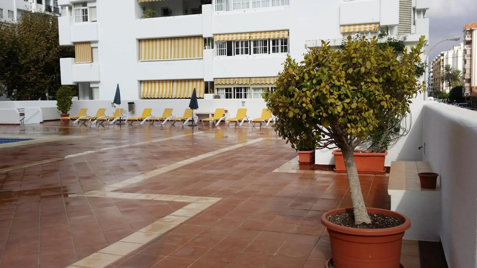 Cubo'S Apartamento De Lacroix & Pool Fuengirola Spain